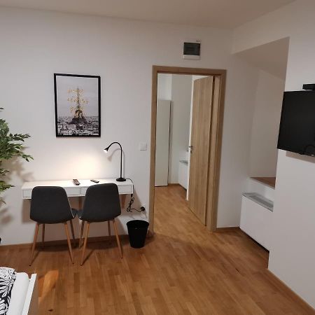 Pubyland Rooms & Apartments 로가테츠 외부 사진