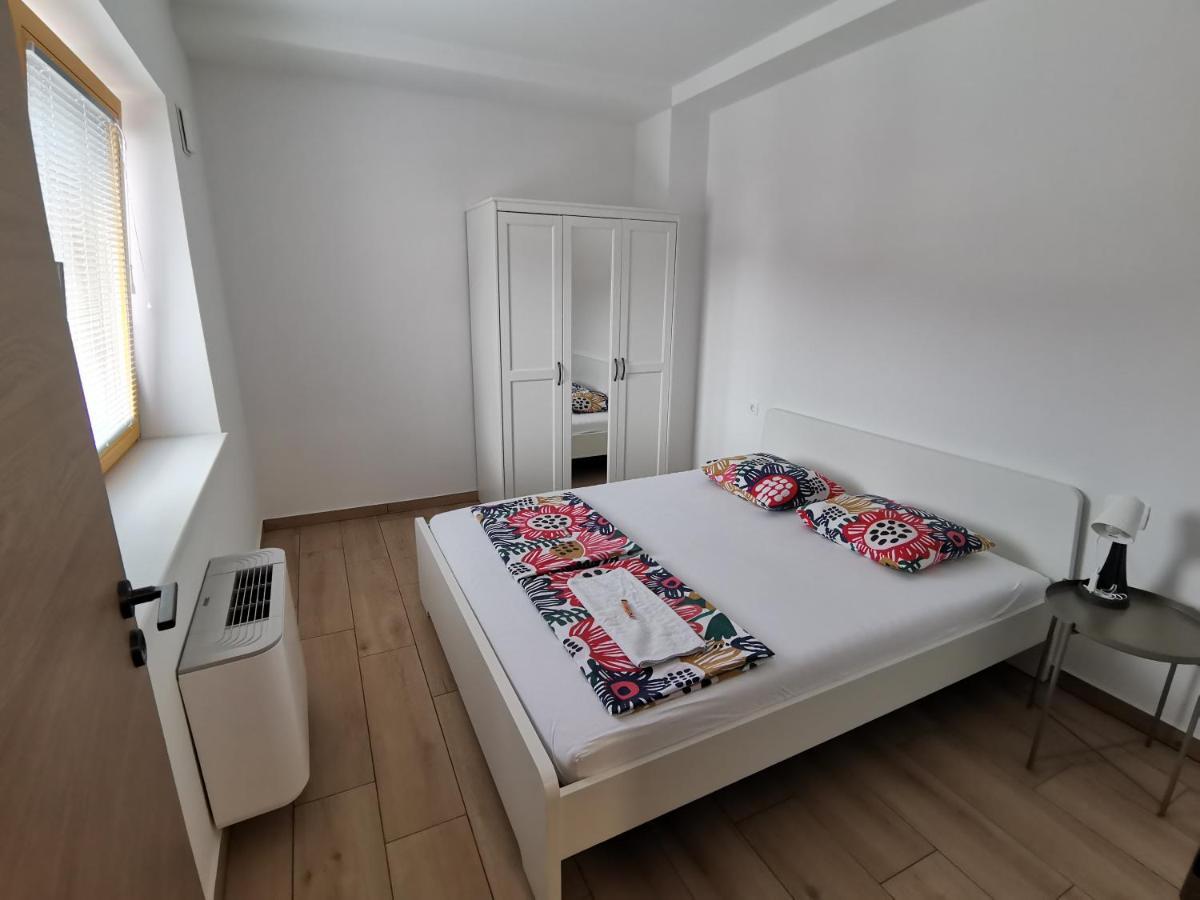 Pubyland Rooms & Apartments 로가테츠 외부 사진