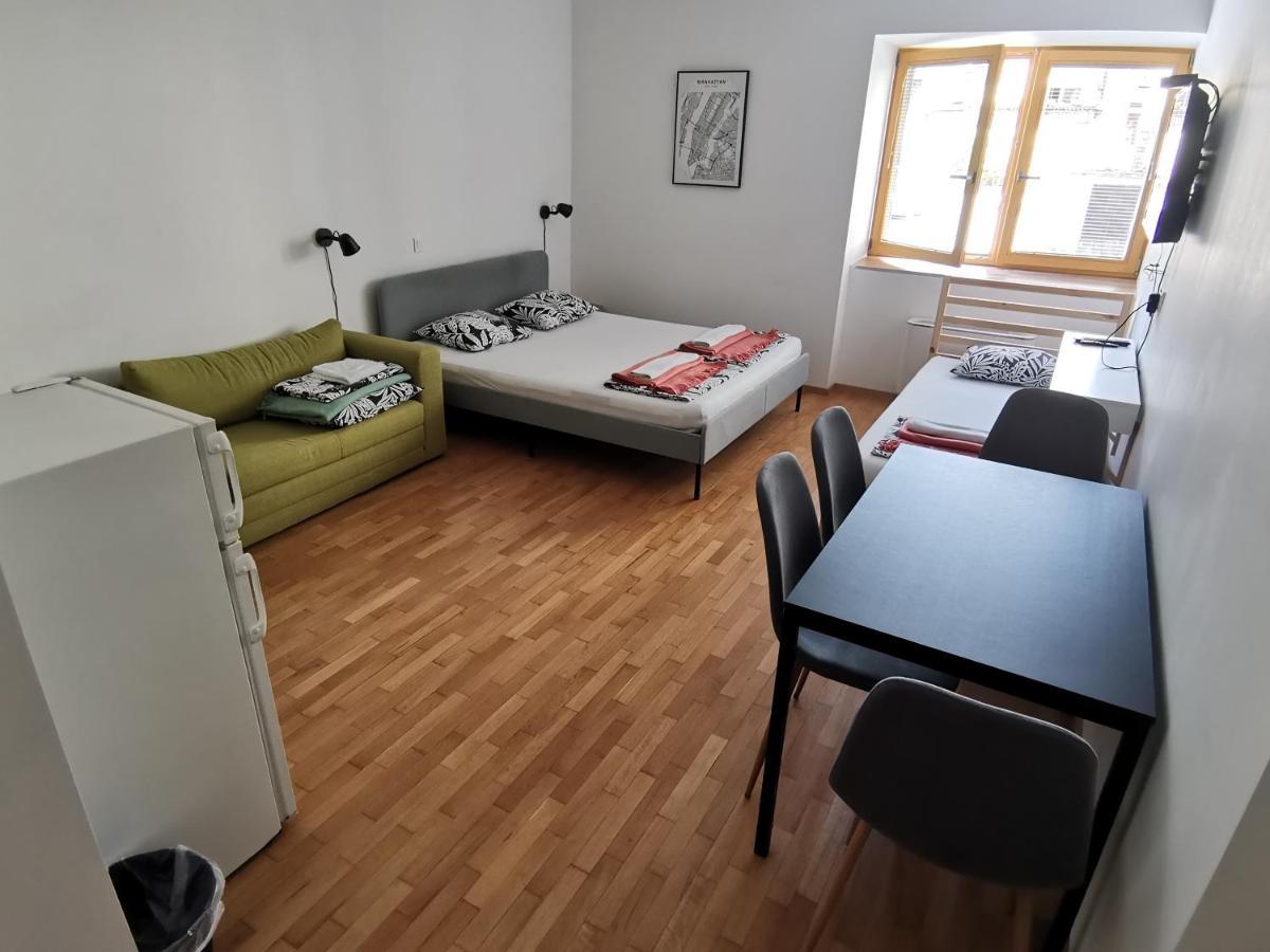 Pubyland Rooms & Apartments 로가테츠 외부 사진