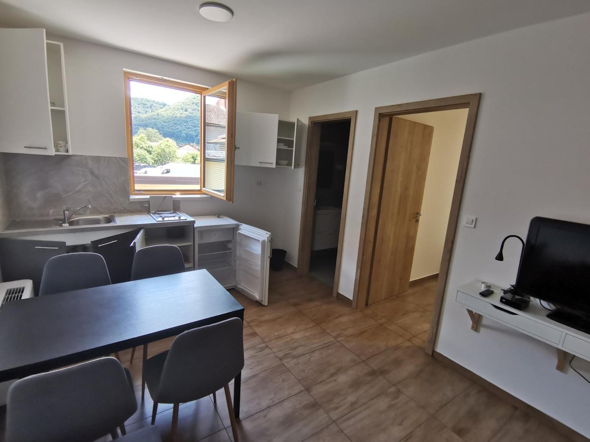 Pubyland Rooms & Apartments 로가테츠 외부 사진