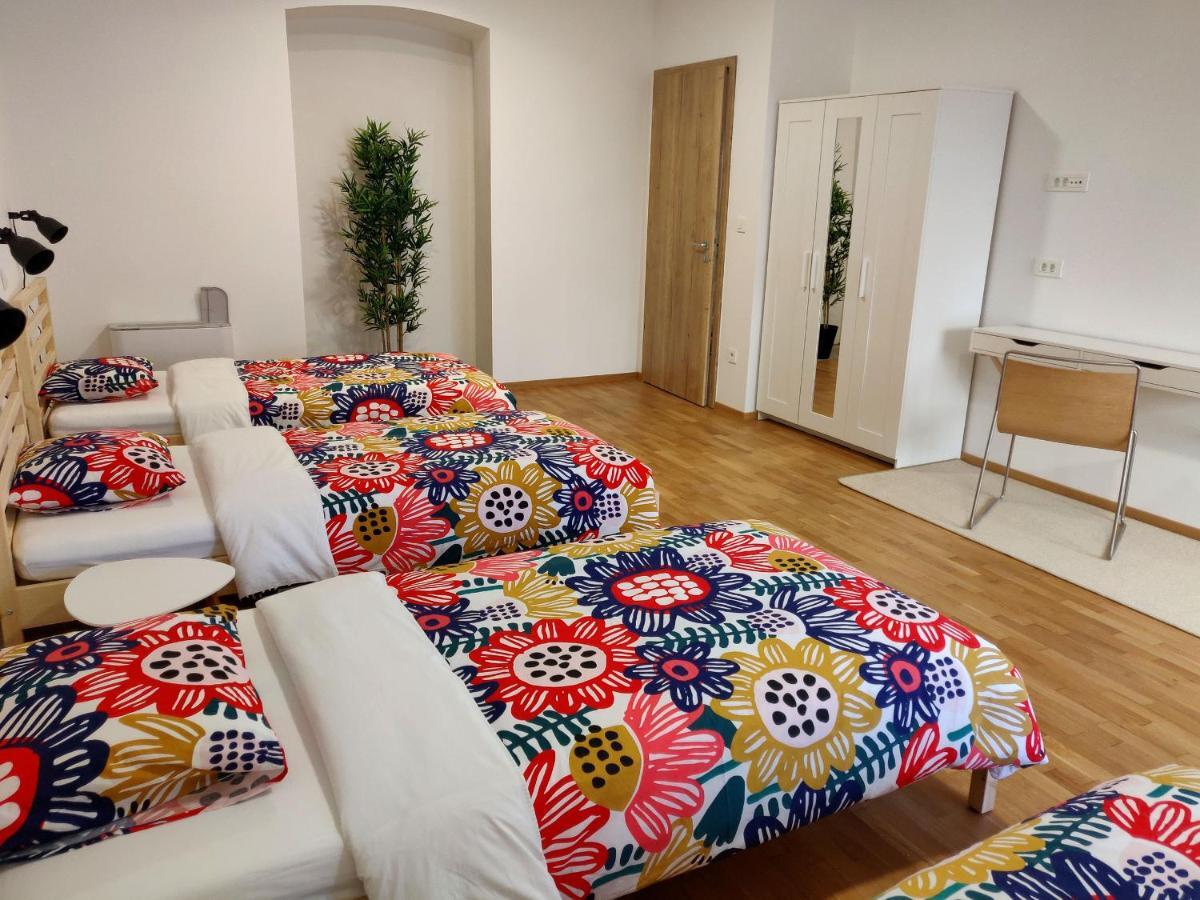 Pubyland Rooms & Apartments 로가테츠 외부 사진