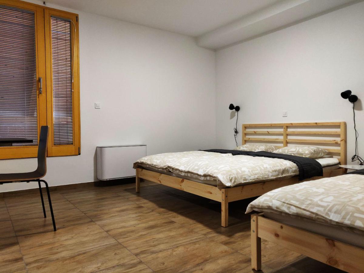 Pubyland Rooms & Apartments 로가테츠 외부 사진