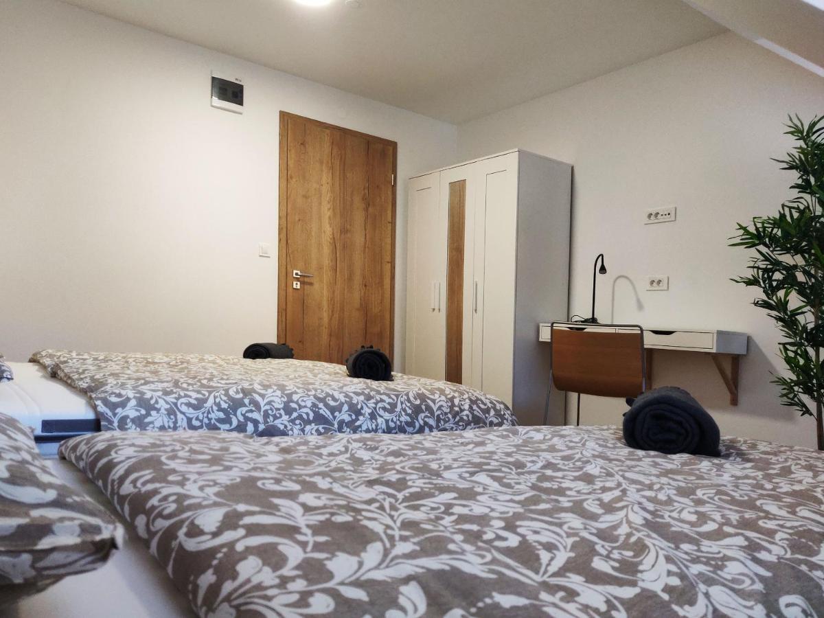 Pubyland Rooms & Apartments 로가테츠 외부 사진