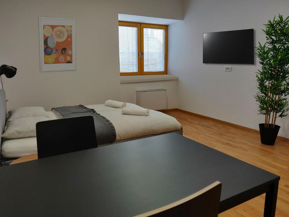 Pubyland Rooms & Apartments 로가테츠 외부 사진