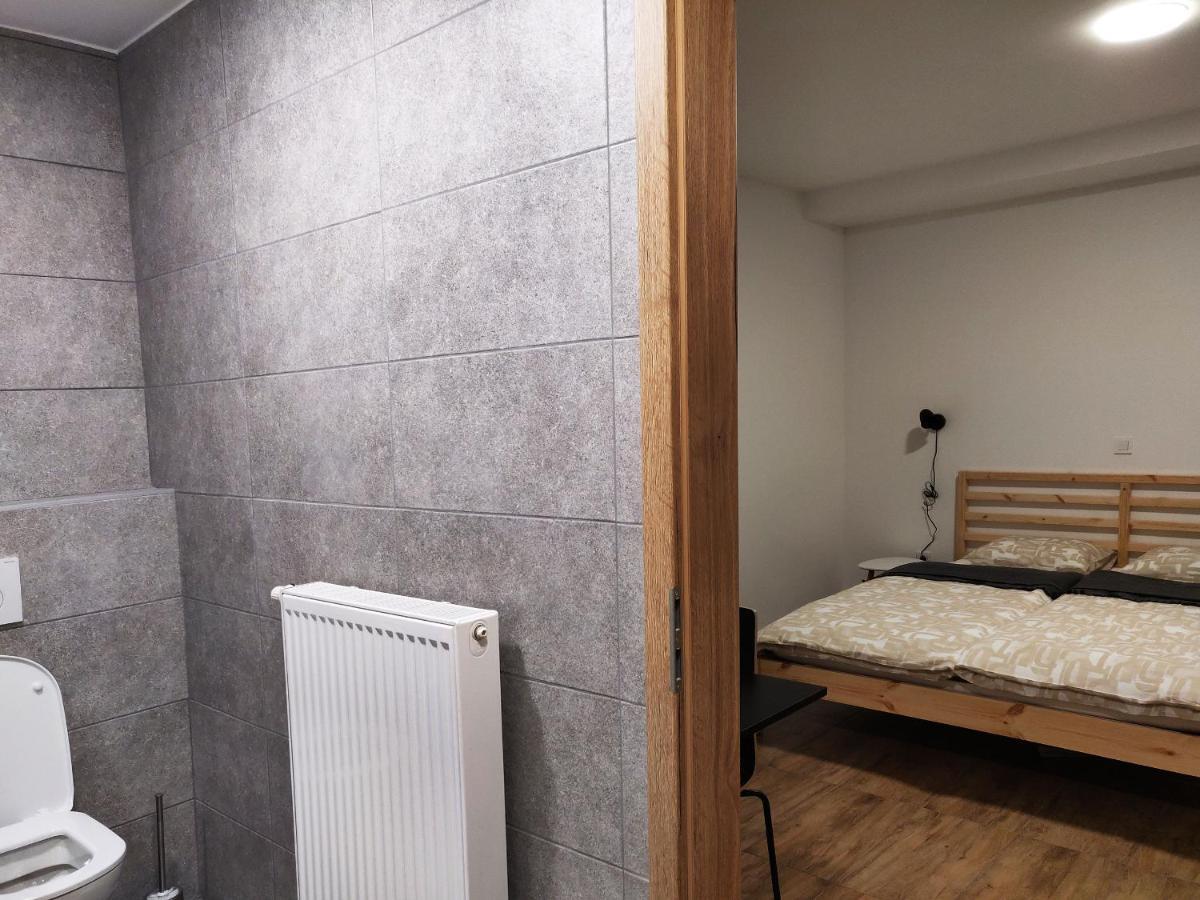 Pubyland Rooms & Apartments 로가테츠 외부 사진