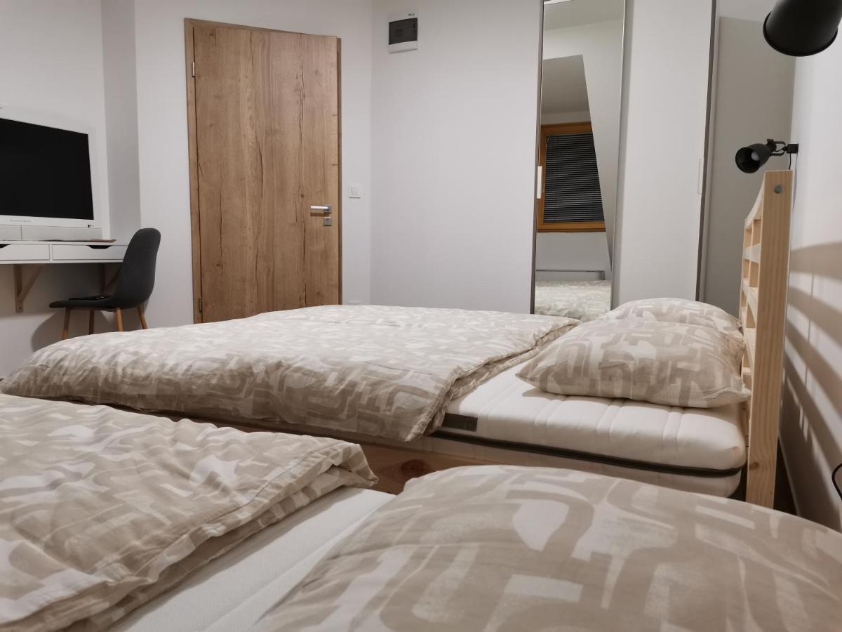 Pubyland Rooms & Apartments 로가테츠 외부 사진
