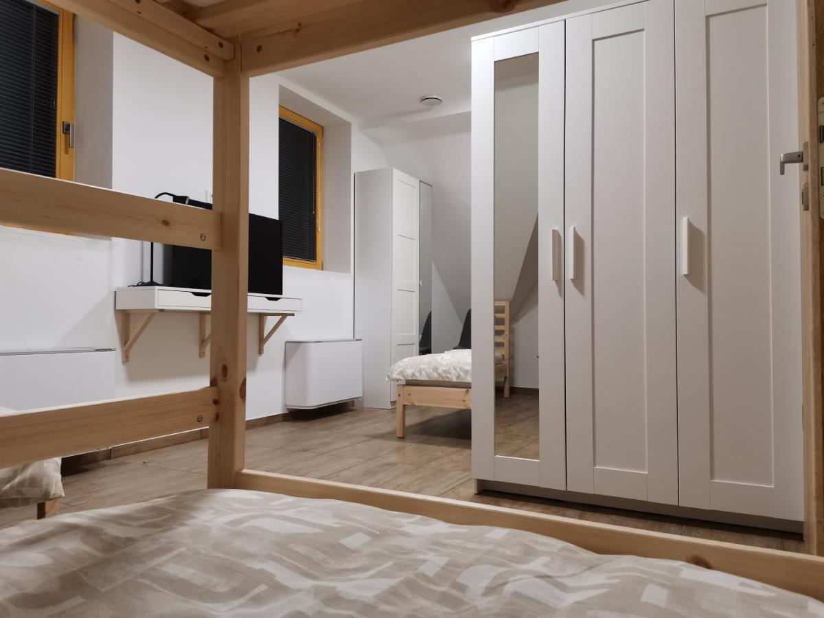 Pubyland Rooms & Apartments 로가테츠 외부 사진