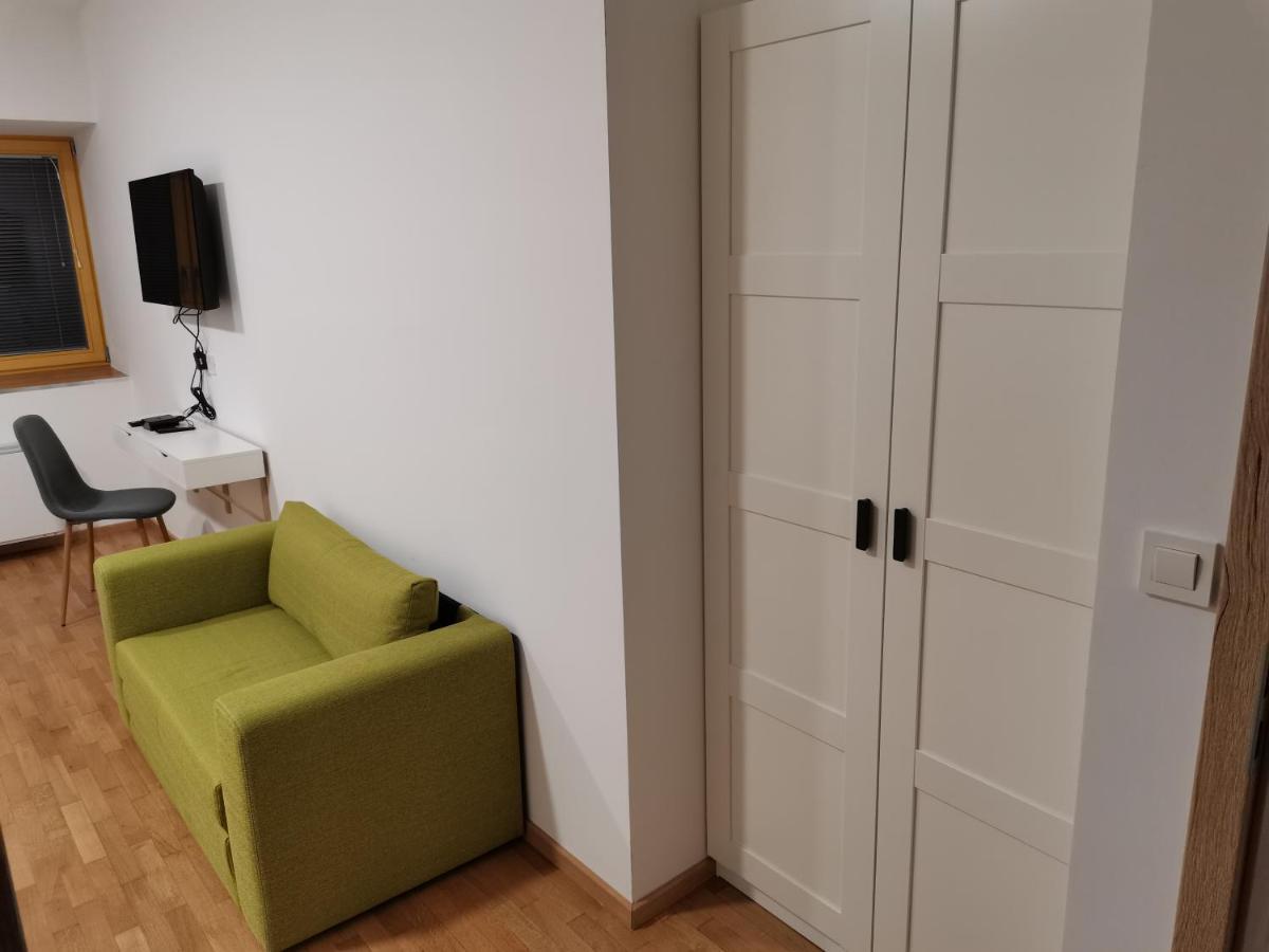 Pubyland Rooms & Apartments 로가테츠 외부 사진
