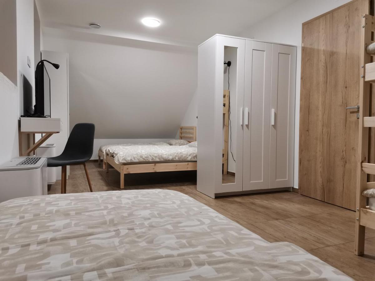 Pubyland Rooms & Apartments 로가테츠 외부 사진